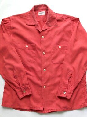 CA. 1940s-50s VINTAGE MANHATTAN Coral Red Size M 15-15½ 100% Cotton Shirt